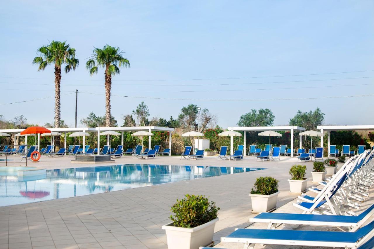 Dolmen Sport Resort Мінервіно-ді-Лечче Екстер'єр фото