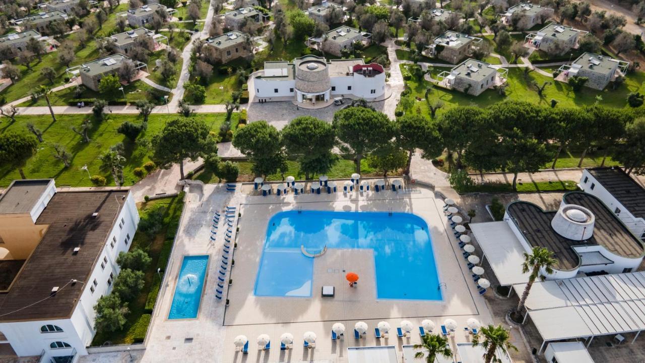 Dolmen Sport Resort Мінервіно-ді-Лечче Екстер'єр фото